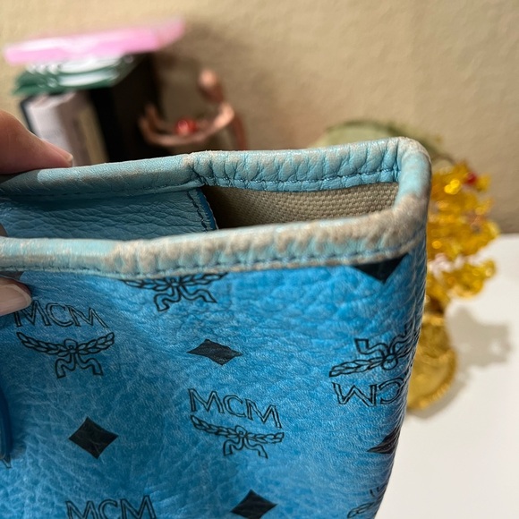 MCM BLUE VISETOS ZIPPERED SMALL TOTE BAG - Picture 13 of 16